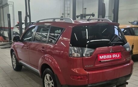 Mitsubishi Outlander III рестайлинг 3, 2008 год, 949 000 рублей, 4 фотография