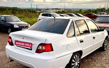 Daewoo Nexia I рестайлинг, 2011 год, 300 000 рублей, 7 фотография