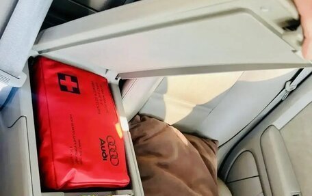 Audi A8, 2009 год, 1 700 000 рублей, 3 фотография