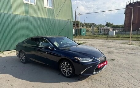 Lexus ES VII, 2021 год, 4 350 000 рублей, 2 фотография