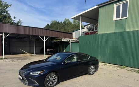 Lexus ES VII, 2021 год, 4 350 000 рублей, 3 фотография