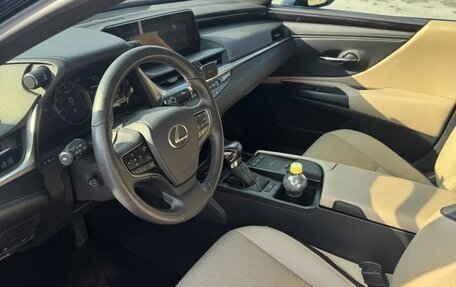 Lexus ES VII, 2021 год, 4 350 000 рублей, 5 фотография