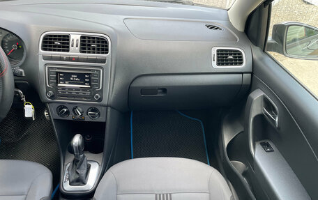 Volkswagen Polo VI (EU Market), 2016 год, 850 000 рублей, 19 фотография