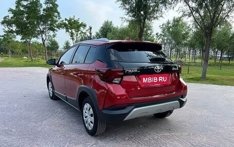 Toyota Yaris XP150 рестайлинг, 2022 год, 945 000 рублей, 5 фотография