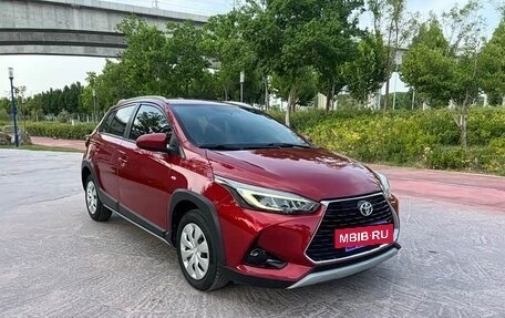 Toyota Yaris XP150 рестайлинг, 2022 год, 945 000 рублей, 3 фотография