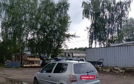 Volkswagen Polo III рестайлинг, 1998 год, 155 555 рублей, 5 фотография