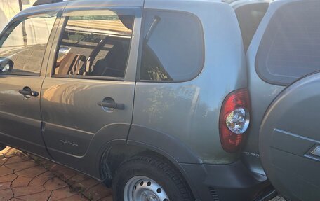 Chevrolet Niva I рестайлинг, 2012 год, 450 000 рублей, 3 фотография