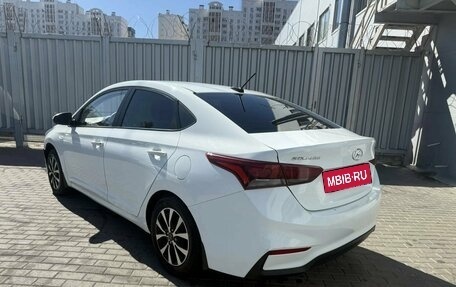 Hyundai Solaris II рестайлинг, 2017 год, 829 000 рублей, 7 фотография