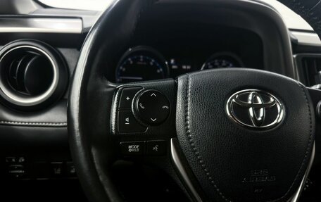 Toyota RAV4, 2015 год, 2 400 000 рублей, 14 фотография