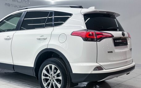 Toyota RAV4, 2015 год, 2 400 000 рублей, 28 фотография