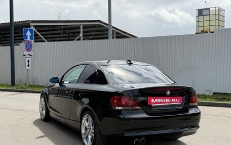 BMW 1 серия, 2008 год, 1 150 000 рублей, 4 фотография