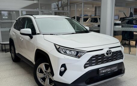 Toyota RAV4, 2020 год, 2 639 000 рублей, 3 фотография