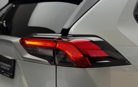 Toyota RAV4, 2020 год, 2 639 000 рублей, 10 фотография