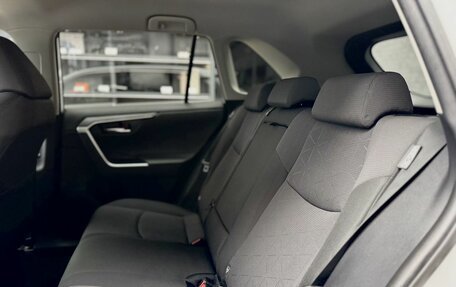 Toyota RAV4, 2020 год, 2 639 000 рублей, 13 фотография