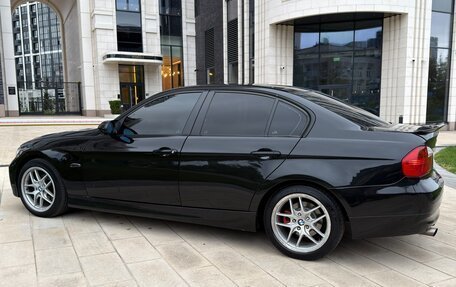 BMW 3 серия, 2005 год, 725 000 рублей, 15 фотография