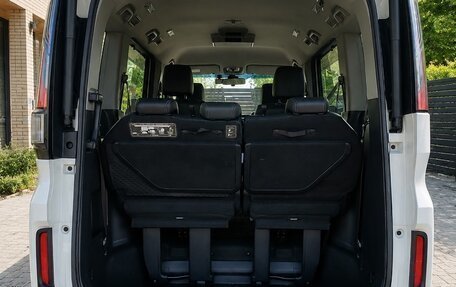 Honda Stepwgn IV, 2016 год, 1 615 000 рублей, 14 фотография