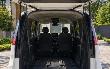 Honda Stepwgn IV, 2016 год, 1 615 000 рублей, 13 фотография