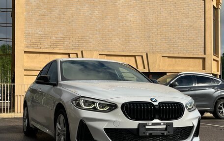 BMW 1 серия, 2023 год, 1 670 000 рублей, 3 фотография