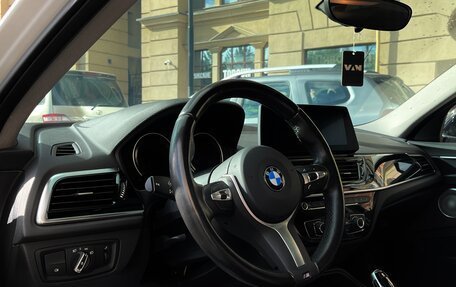 BMW 1 серия, 2023 год, 1 670 000 рублей, 14 фотография