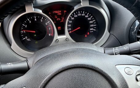 Nissan Juke II, 2011 год, 950 000 рублей, 10 фотография