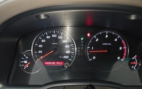 Toyota Land Cruiser Prado 120 рестайлинг, 2008 год, 2 400 000 рублей, 11 фотография