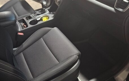 KIA Sportage IV рестайлинг, 2019 год, 2 300 000 рублей, 12 фотография