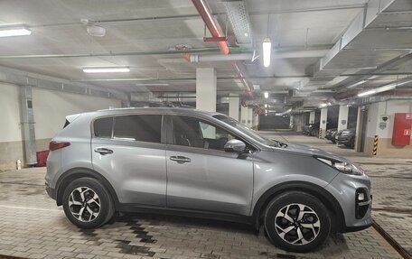 KIA Sportage IV рестайлинг, 2019 год, 2 300 000 рублей, 3 фотография