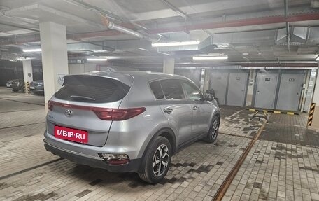 KIA Sportage IV рестайлинг, 2019 год, 2 300 000 рублей, 4 фотография