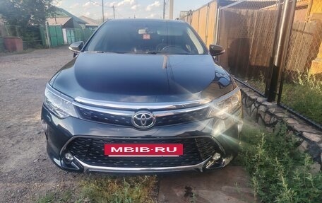 Toyota Camry, 2016 год, 2 300 000 рублей, 4 фотография