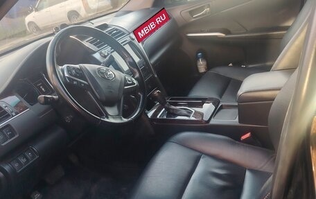 Toyota Camry, 2016 год, 2 300 000 рублей, 7 фотография