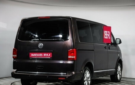 Volkswagen Multivan T5, 2011 год, 2 299 000 рублей, 5 фотография