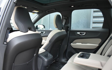 Volvo XC60 II, 2025 год, 5 990 000 рублей, 17 фотография