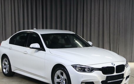 BMW 3 серия, 2017 год, 1 799 000 рублей, 3 фотография