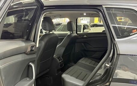 Volkswagen Tharu, 2022 год, 1 550 000 рублей, 13 фотография