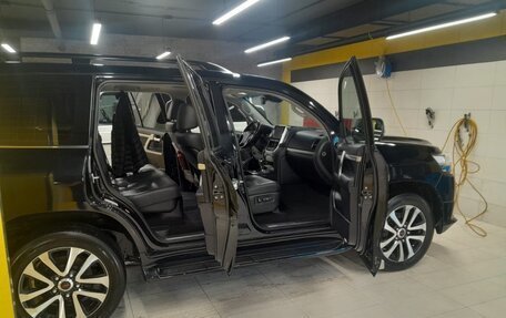 Toyota Land Cruiser 200, 2019 год, 6 700 000 рублей, 3 фотография