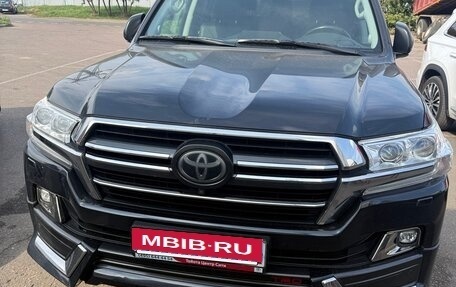 Toyota Land Cruiser 200, 2019 год, 6 700 000 рублей, 7 фотография