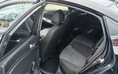 Hyundai Solaris II рестайлинг, 2012 год, 700 000 рублей, 1 фотография