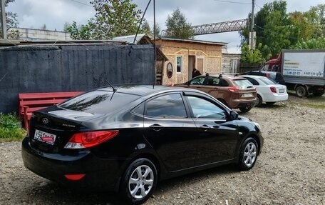 Hyundai Solaris II рестайлинг, 2012 год, 700 000 рублей, 3 фотография