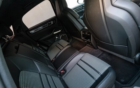 Porsche Cayenne III, 2019 год, 14 500 000 рублей, 12 фотография