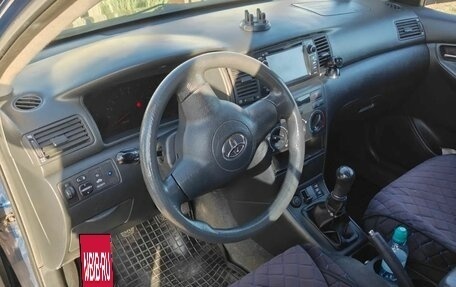 Toyota Corolla, 2004 год, 550 000 рублей, 4 фотография