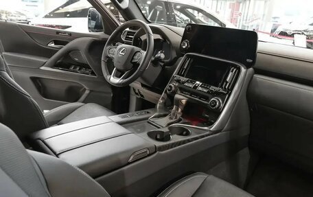 Lexus LX, 2026 год, 18 900 000 рублей, 10 фотография