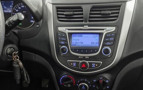 Hyundai Solaris II рестайлинг, 2012 год, 589 000 рублей, 16 фотография