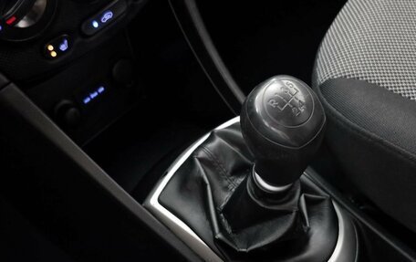 Hyundai Solaris II рестайлинг, 2012 год, 589 000 рублей, 19 фотография