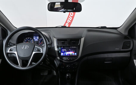 Hyundai Solaris II рестайлинг, 2016 год, 990 000 рублей, 8 фотография