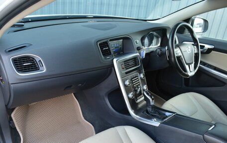 Volvo V60 I, 2015 год, 1 469 999 рублей, 16 фотография