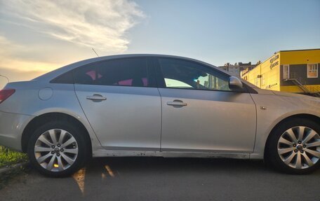 Chevrolet Cruze II, 2010 год, 490 000 рублей, 6 фотография
