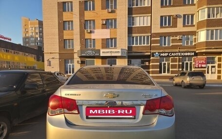 Chevrolet Cruze II, 2010 год, 490 000 рублей, 3 фотография