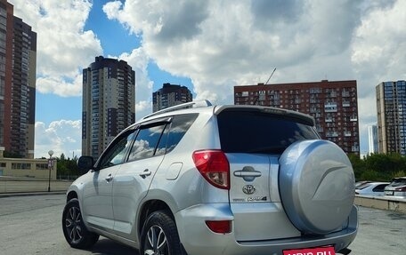 Toyota RAV4, 2006 год, 1 100 000 рублей, 3 фотография