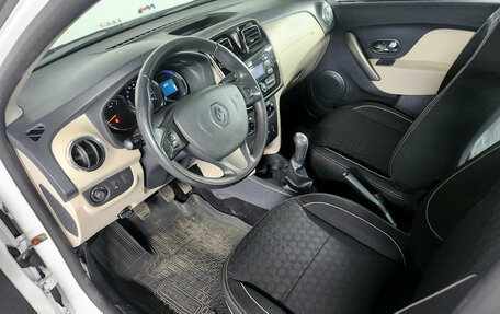 Renault Logan II, 2014 год, 699 000 рублей, 10 фотография