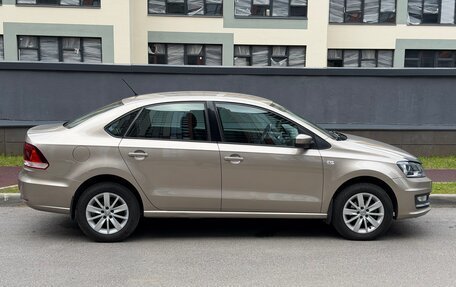 Volkswagen Polo VI (EU Market), 2015 год, 990 000 рублей, 3 фотография